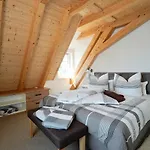 Familien- Und Lerchenberghof ゲストハウス