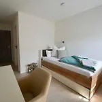 Familien- Und Lerchenberghof Pensión *