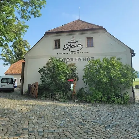Familien- Und Lerchenberghof * Walddorf (Saxony)