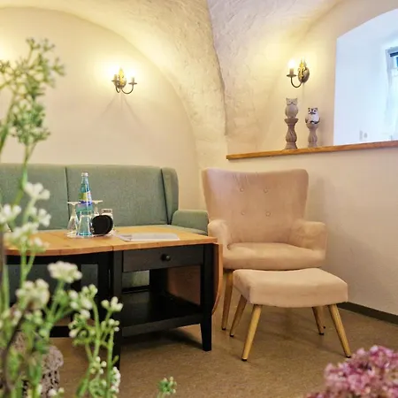 Familien- Und Lerchenberghof בית הארחה