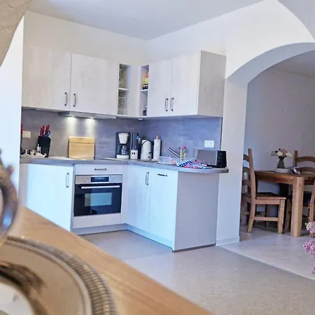 Familien- Und Lerchenberghof * Walddorf (Saxony)